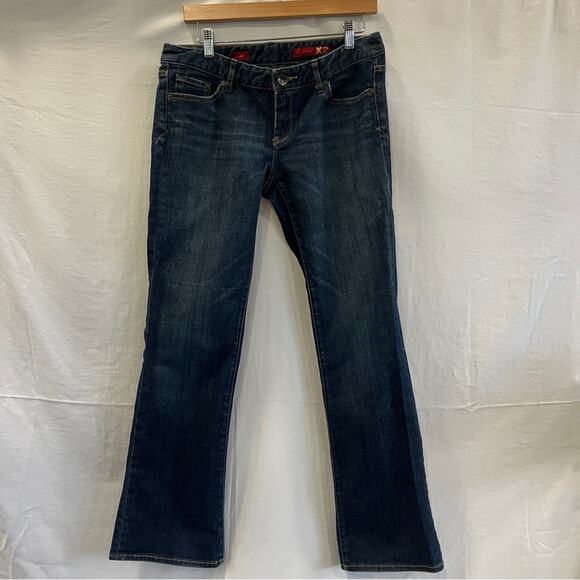 X2 W10 Bootcut Jeans Womens Size 8 Dark Wash Denim Low Waist Simple Country Barn - Picture 1 of 9